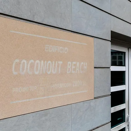 Coconout Canteras Just A 5-minute Stroll Away Лас-Пальмас-де-Гран-Канария
